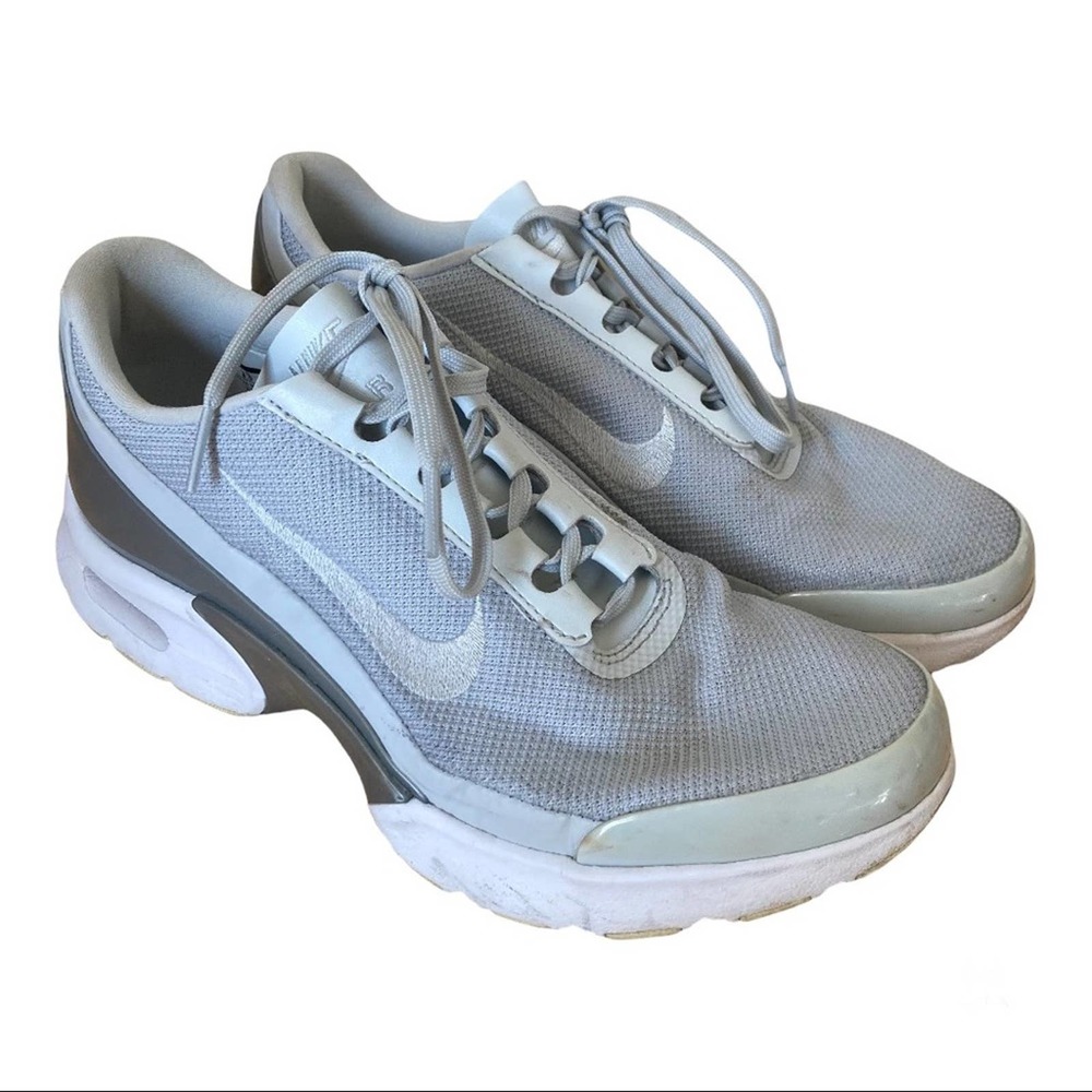 Nike Air Max Jewell Premium Women's 8.5 Shoes 904576-001 Silver/White